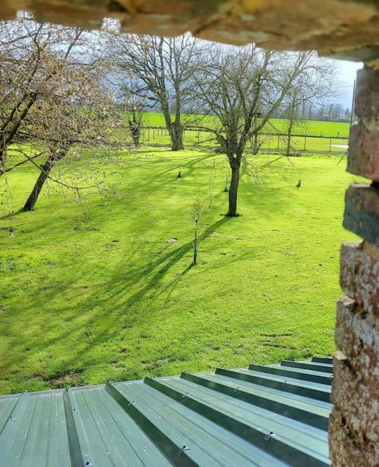 Gite Au Haras D'Agathe Et Ses Princes Les Barils Екстериор снимка